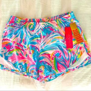 NWT Lilly Pulitzer Luxletic Ocean Trail Short, M